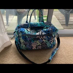 Vera Bradley Weekender!